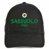 Cappellino ricamato SASSUOLO nero - poliestere, 5 pannelli, regolazione in velcro