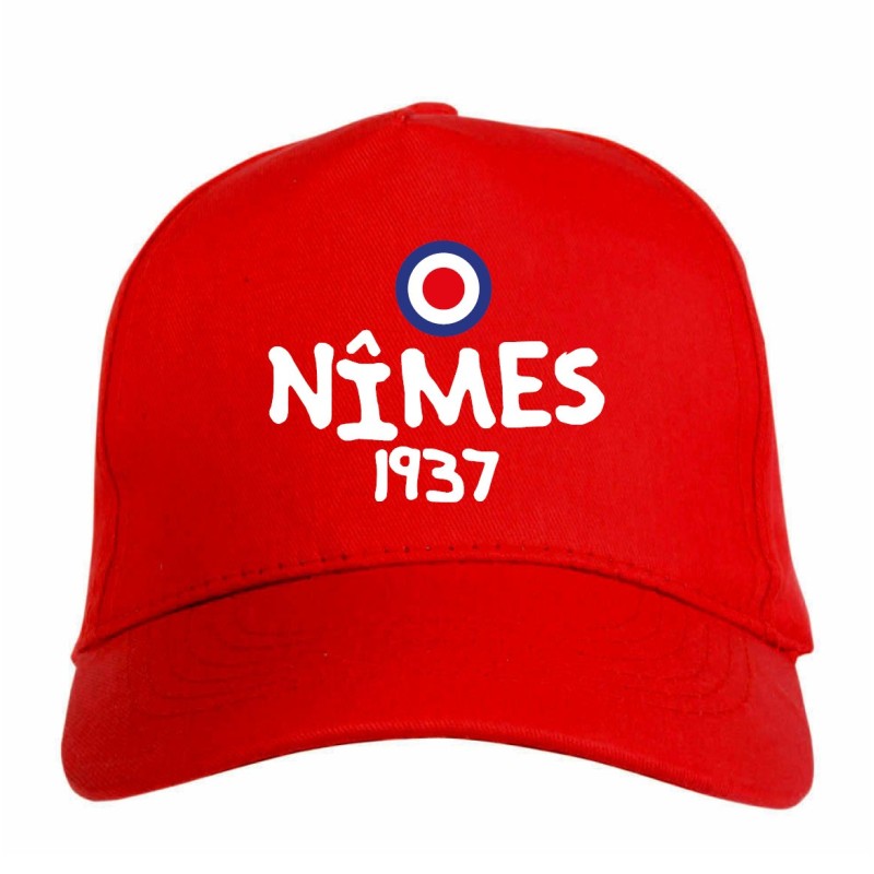 Cappellino ricamato NIMES Francia rosso - sportivo ultras, in poliestere, 5 pannelli, regolazione in velcro